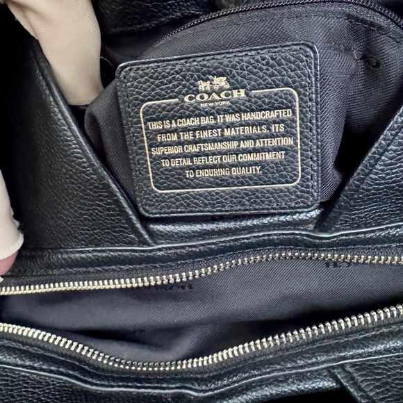 Coach Limited Edition Edie31 Leather Shoulder Bag Quilted Patchwork Unique Shape - Picture 7 of 16